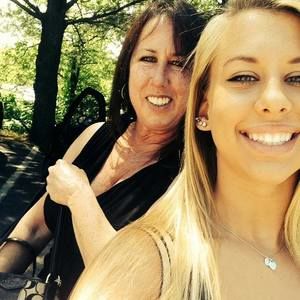 Meet your Posher, Lynn